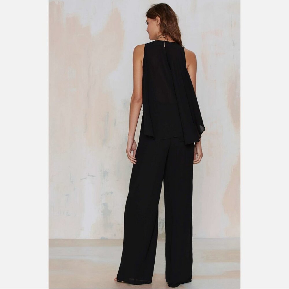 Nasty Gal Paradise Found Plunging Jumpsuit - Picture 3 of 4